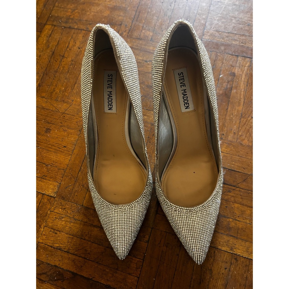 Steve Madden Pumps Women's Size 8 Silver Good Rhinestone Embellished Pointed Toe
